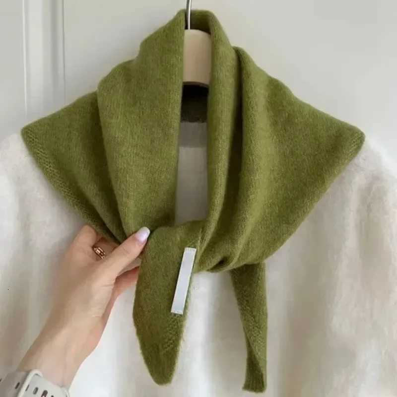 British Korean Style Niche Wool Knitted Triangular Scarf Women Headscarf Knitted Scarf Multifunctional Warm Knitted Scarf W251021