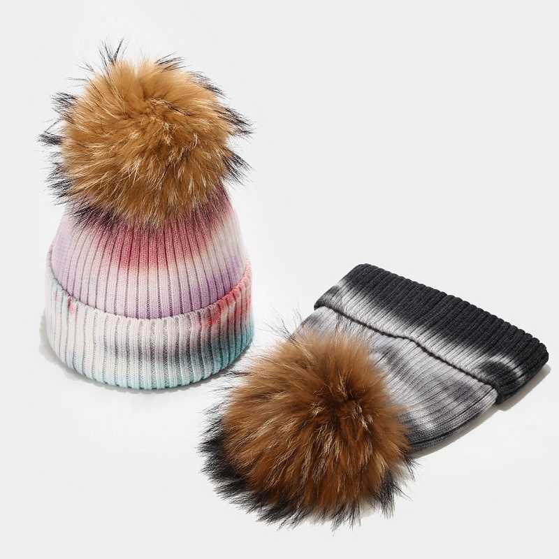 New Raccoon Fur Ball Knitted Hat for Women Autumn and Winter Fur Ball Hat Outdoor Windproof Corespun Yarn Hat H251020