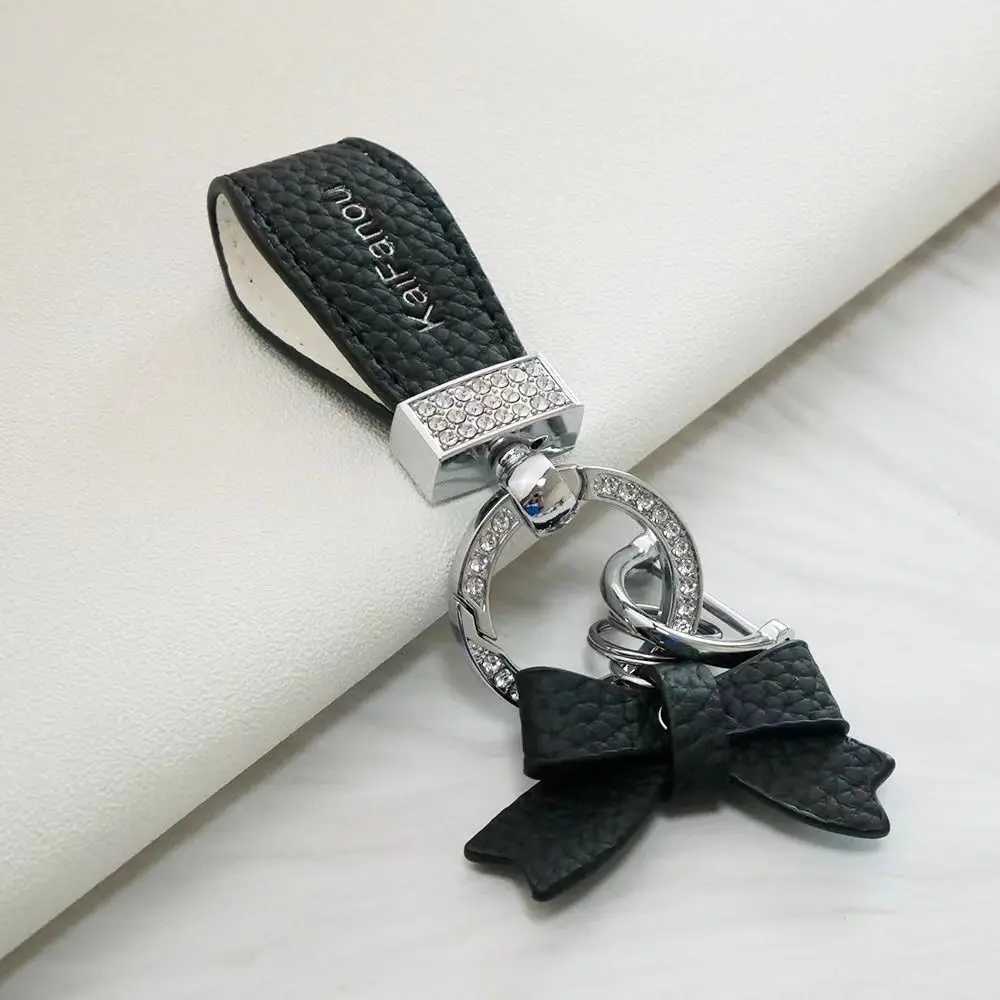 Key Holder Luxury Genuine Leather Keychain Ladies Bag Fashion Decoration Keys Organizer Leather Car Keyring Bag Charms W251021