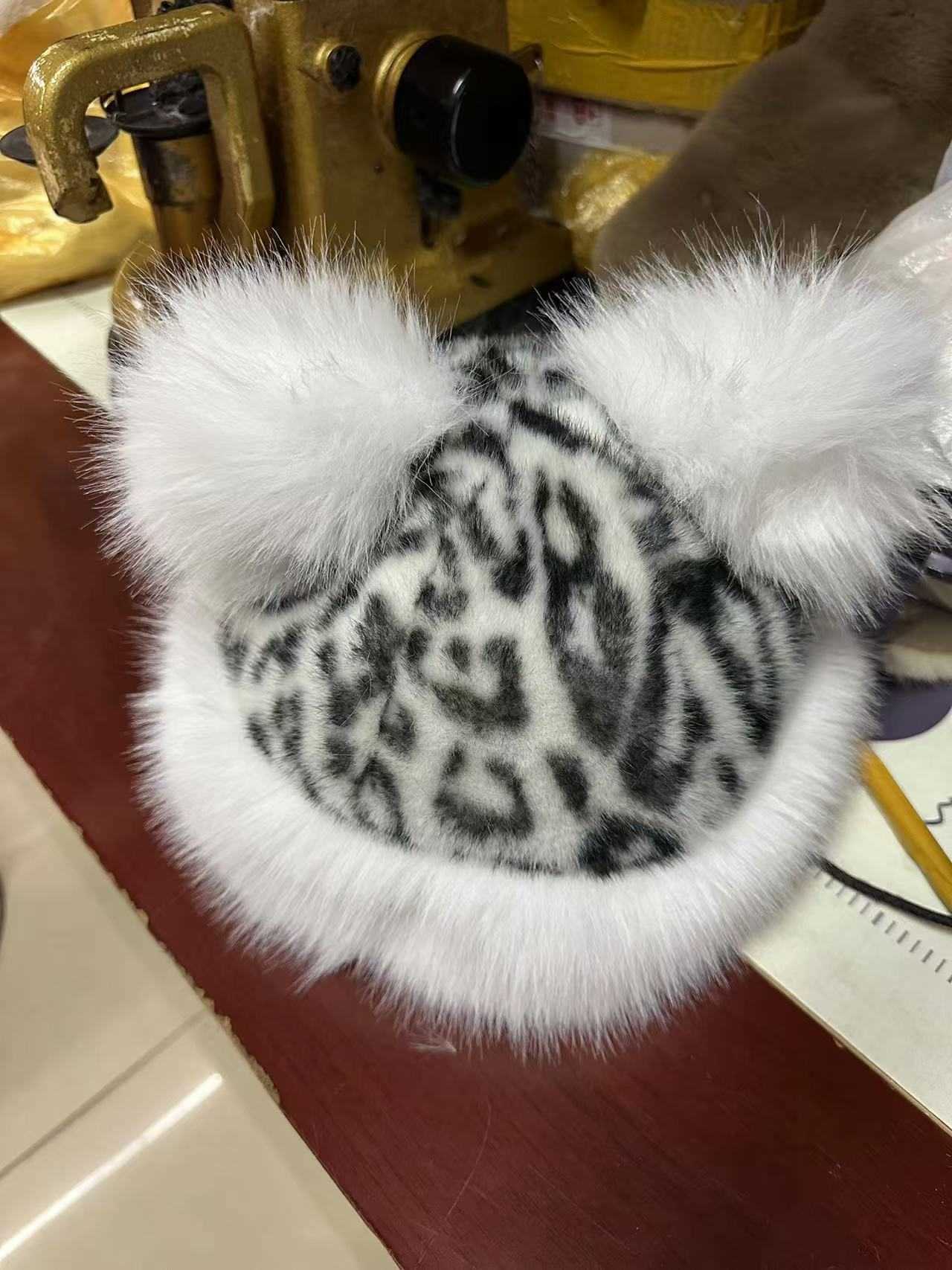 New Leopard Print Bear Hat for Women Cute and Versatile Coldproof Ear Protection Hat Fashionable and Warm Faux Fur Hat for Autumn and Winter H251020