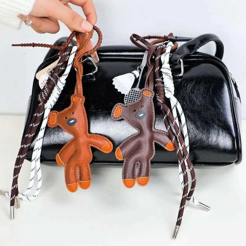 Vintage PU Leather Bean Bear Keychain For Men Women Car Key Keyring Pendant Animals Hanging Ornament Backpack Handbag Charms W251021