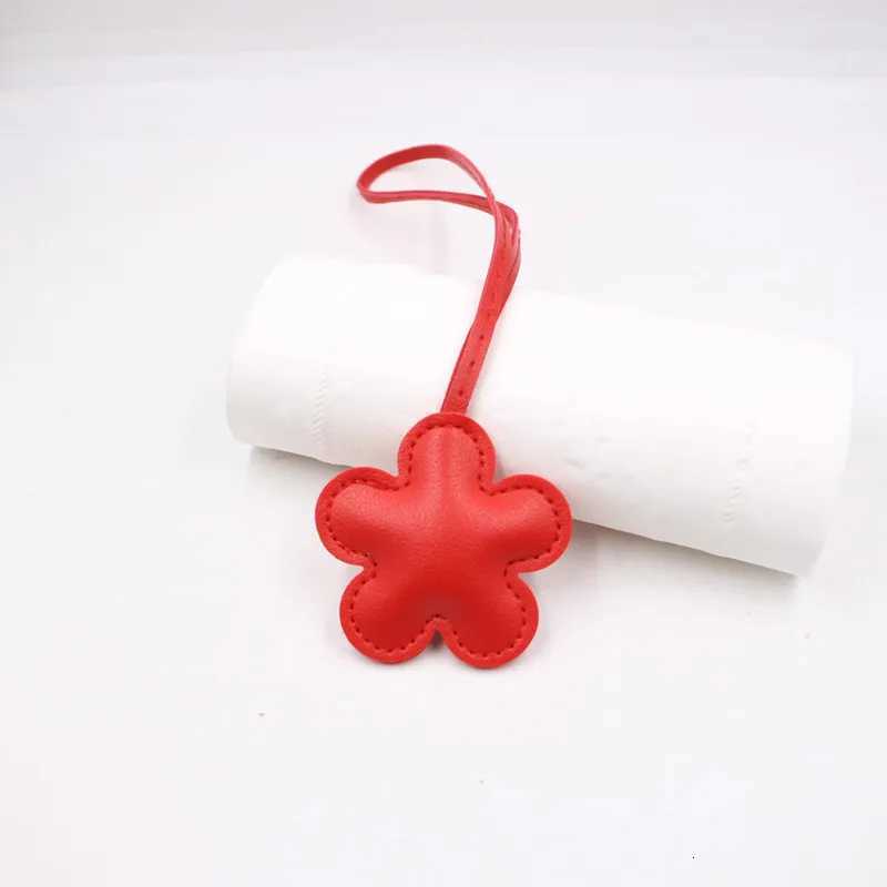 Lovely PU Leather Flower Keychain Cartoon Fashion Hanger 8 Colors Car Keyring Bag Pendant Women W251021