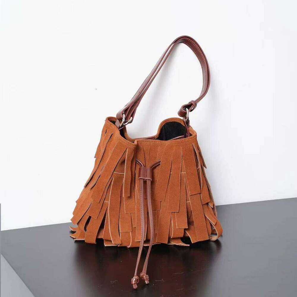 Suede Tassel Bucket New Niche Design Frosted Cowhide Bohemian Vintage Fashion Women One-Shoulder Crossbody Bag Suotong1021