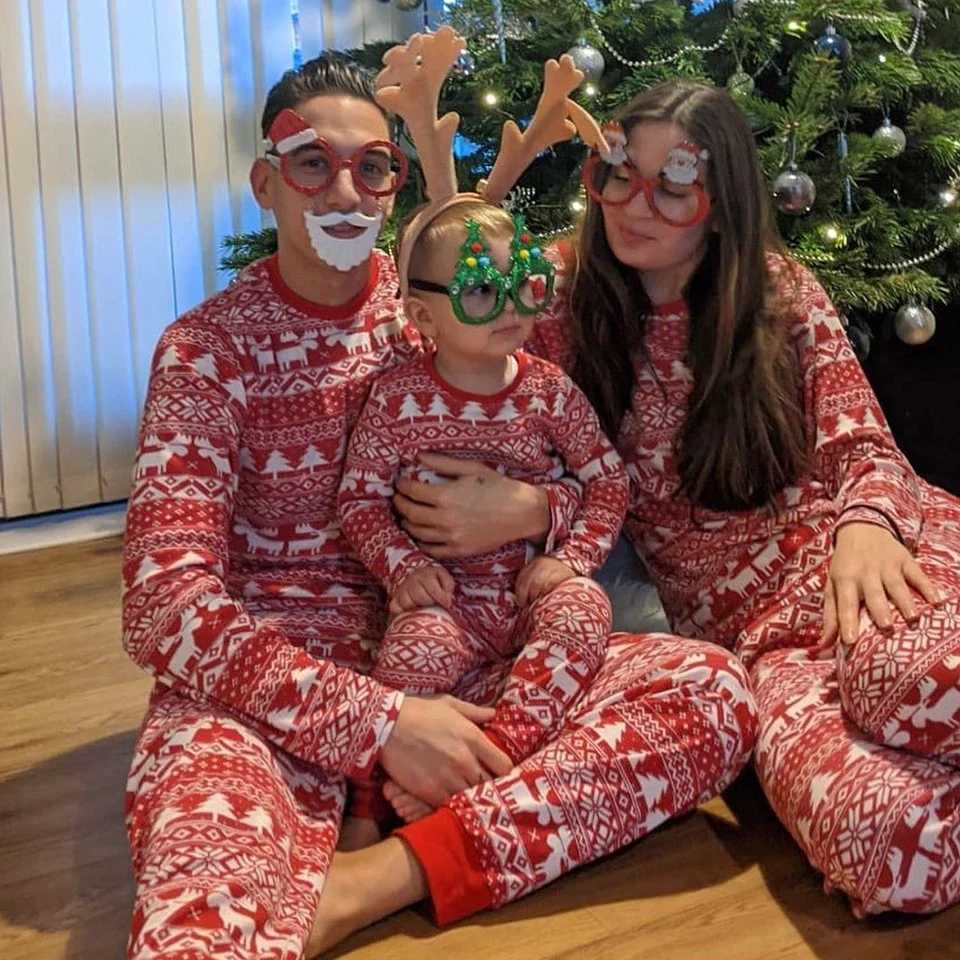 Hot Sall Christmas Family Matching Pajamas Set Vintage Print Xmas Parentchild Loungewear Womens Sibling Couple Look Sleepwear L251021FDVZ