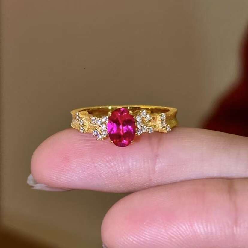 Sparkling Pigeon Egg Vintage Design Style Designer Starry Sky Point Diamond Brushed Elegant Ring