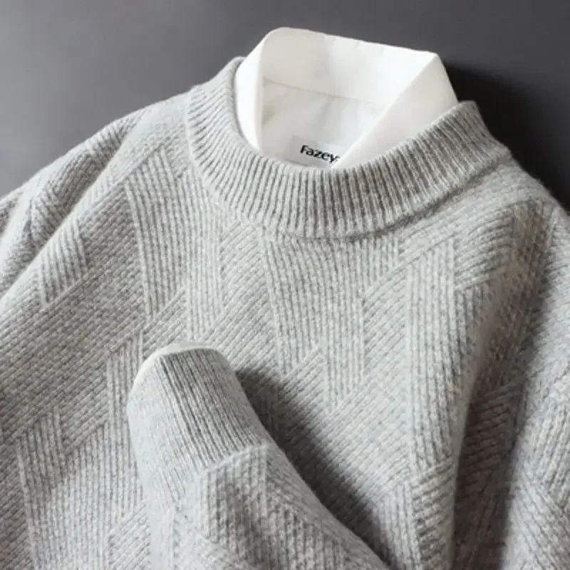 Mens Cashmere Sweater Loose and Thick Jacquard Crewneck Sweater Autumn and Winter Solid Color Mens Knit Bottom Sweater 251020