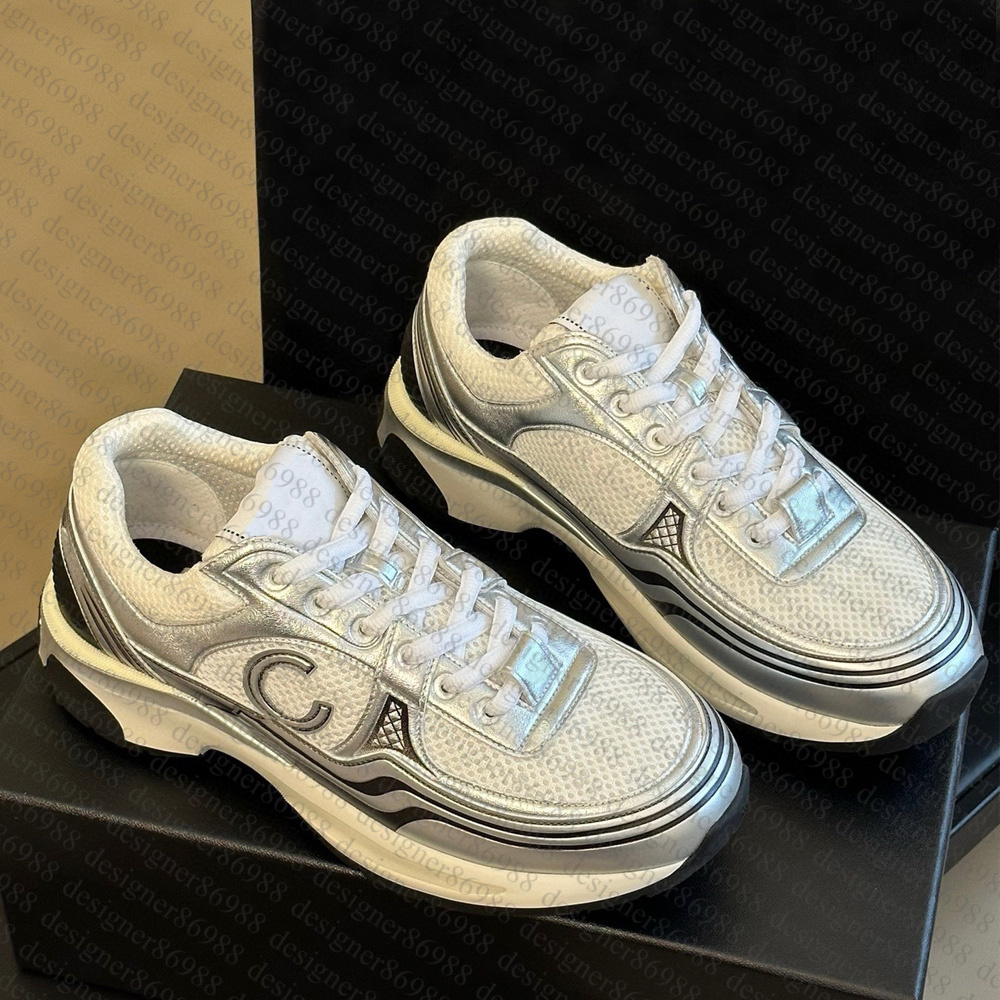 Designer Sneakers Shoes Leather Sport Runner Lace Up Running shoes Shoe Calfskin Nylon Reflective New Fabric Suede Effect Sneakers size 35-43