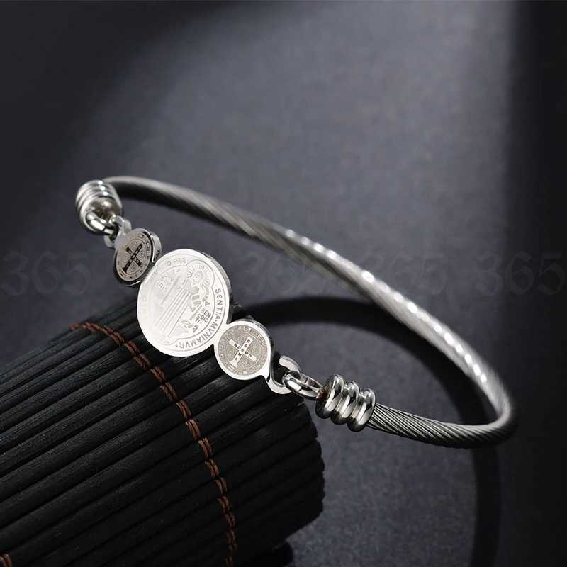 Religion Catholicism San Benito Rosary Bracelet Women Stainless steel Open Cuff Heart Life Tree Bracelet Christian Jewelry Gift J251021