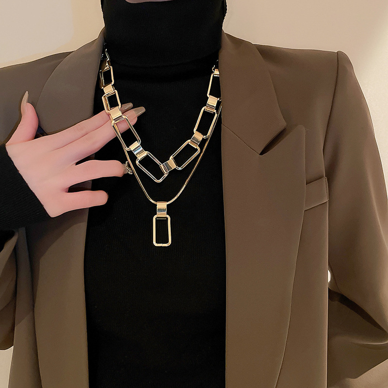 Metal Splicing Chain Necklace Set Minimalist Pendant Choker Punk Style Design Niche Jewelry - view 3