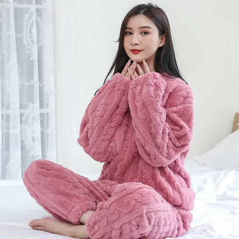 Mens Warm Pajamas Autumn and Winter Couples Homewear Suit Womens Coral Fleece Pajamas Thickened Thermal Underwear Homewear 251021