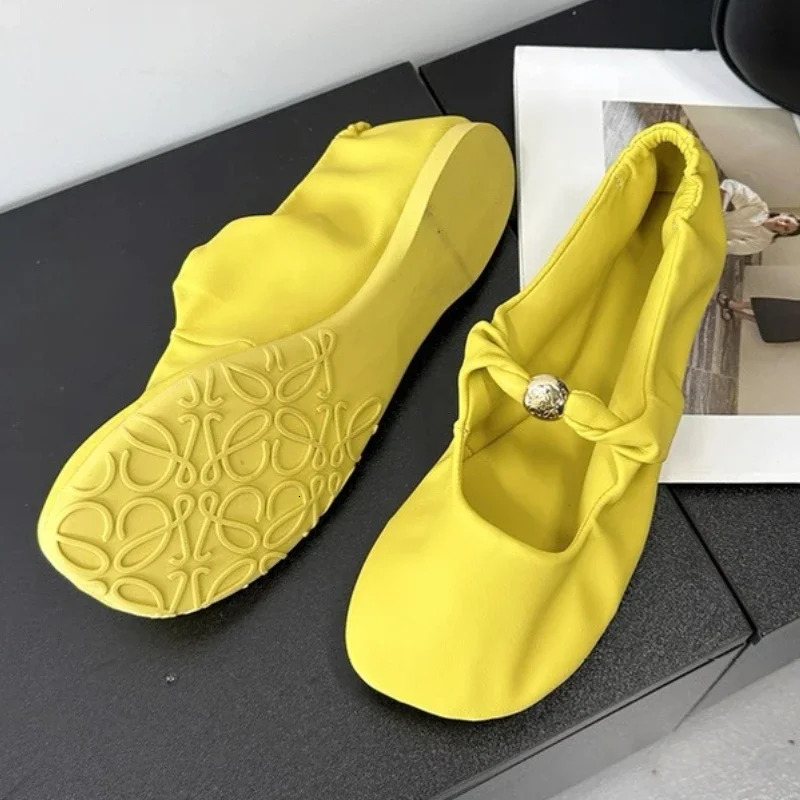 Retro Fashion Mary Jane Shoes Women Comfort Soft Sole Casual Shoes Female Yellow Elegant Flat Shoes Zapatos De Mujer 251017
