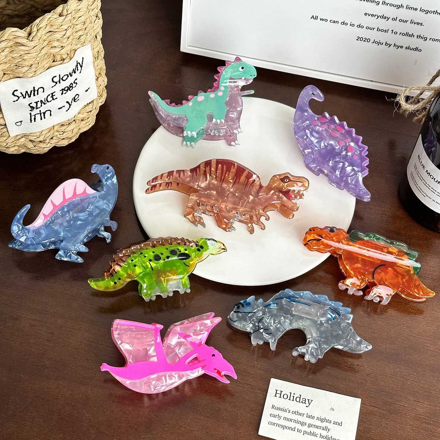 Cute Dinosaur Hair Claw Acrylic Shark Clip Versatile Back Hair Updo Claw Clip for Women Unique Hair AccessoriesW254021