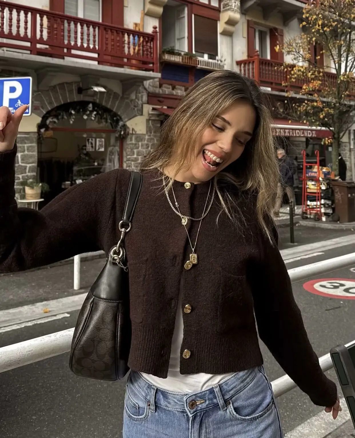 European And American Style Foreign Trade Womens Clothing Fashion Gold Buttondecorated Knitted Jacket Skirt Suit 251021