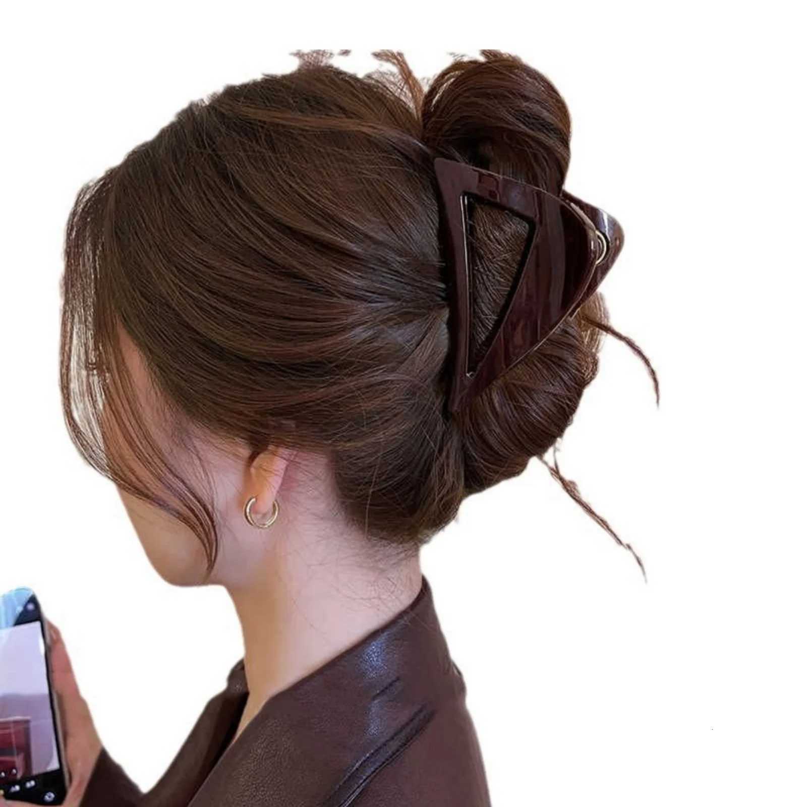 1PC Chocolate Brown Hair Clip Hair Scratcher Premium Shark Clip Back of Head Clip Hair AccessoryW254021