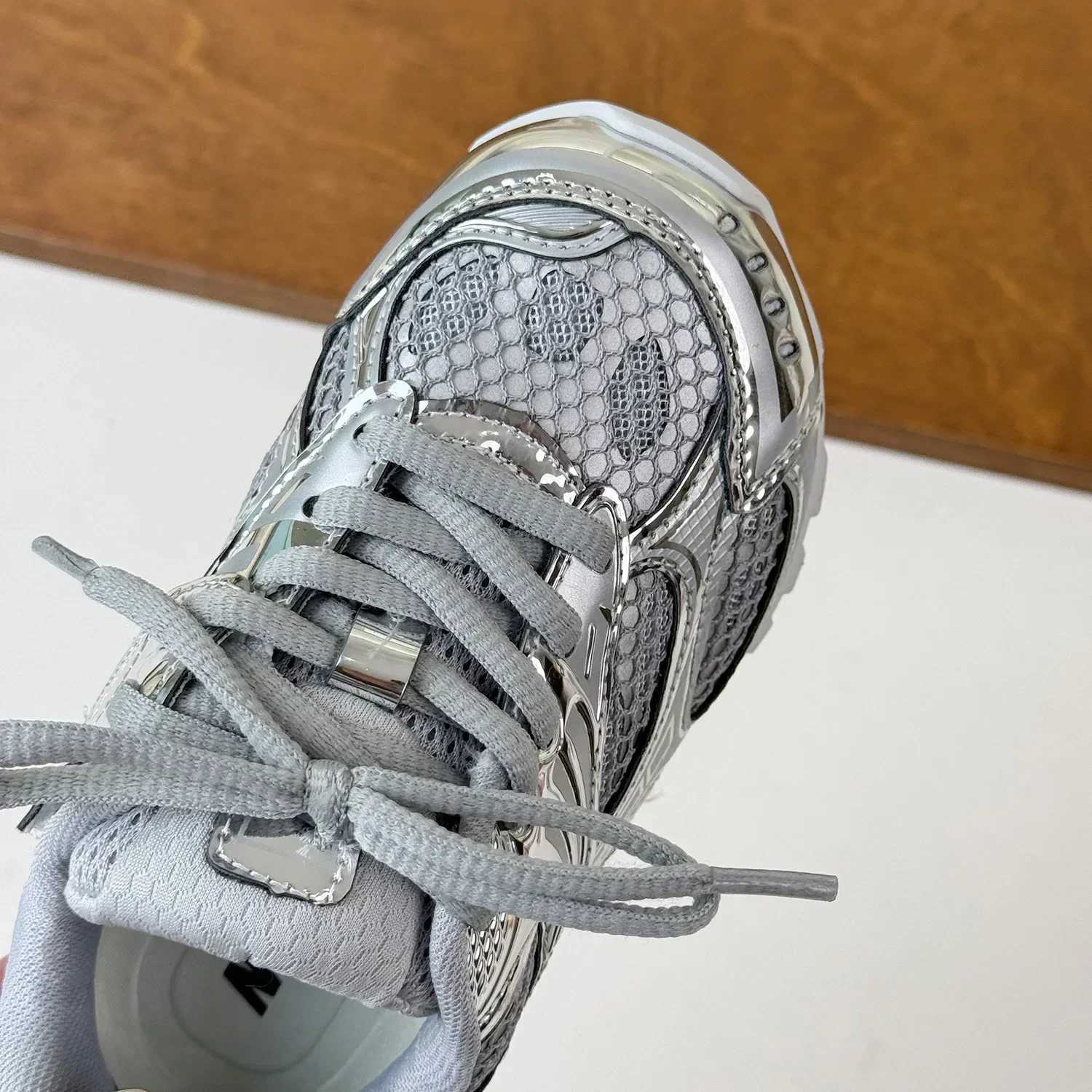 Toddler Kids Breathable Orbit Metallic Rubber Mesh Sneakers Boys Girls Sports Walking Shoes Children Casual Fashion Bling Shoe W251021