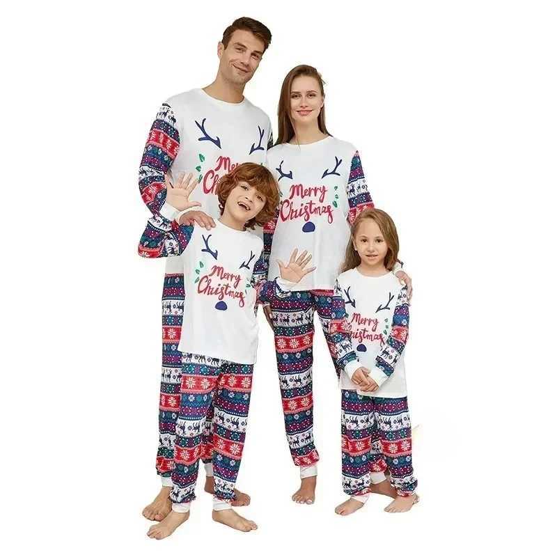 Christmas Family Matching Outfits Adult Kid News Pajamas Clothes Set Baby Rompers Casual Sleepwear Xmas Family Look Pyjamas L251021ZNLY