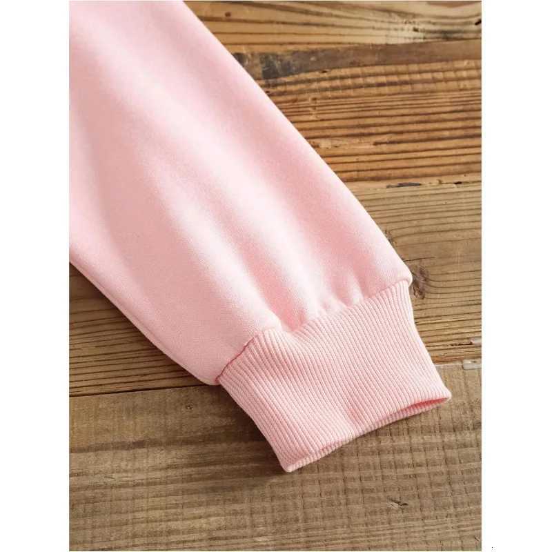 2025 Unisex Printed Hoodie Loose Drawstring Long Sleeve Letter Car Print HighQuality Comfortable Classic Retro Sportswear W251021