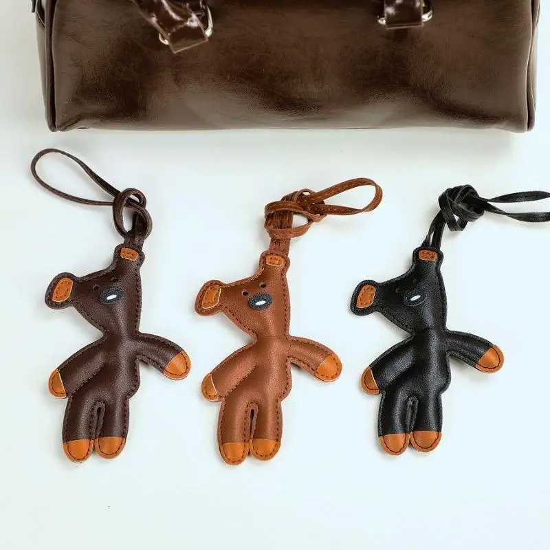 Vintage PU Leather Bean Bear Keychain For Men Women Car Key Keyring Pendant Animals Hanging Ornament Backpack Handbag Charms W251021