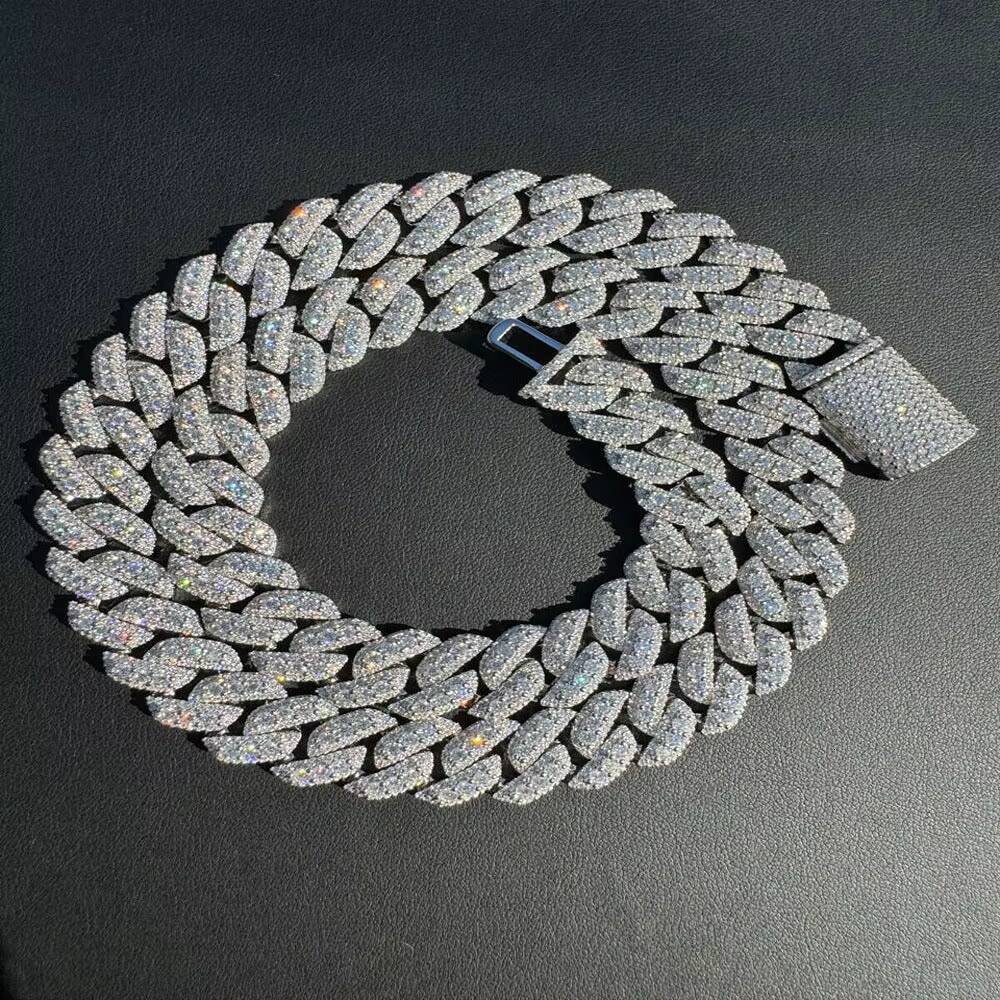 925 Silver D Color Moissanite Diamond Luxury Cuban Chain Cut Claw Setting Vintage