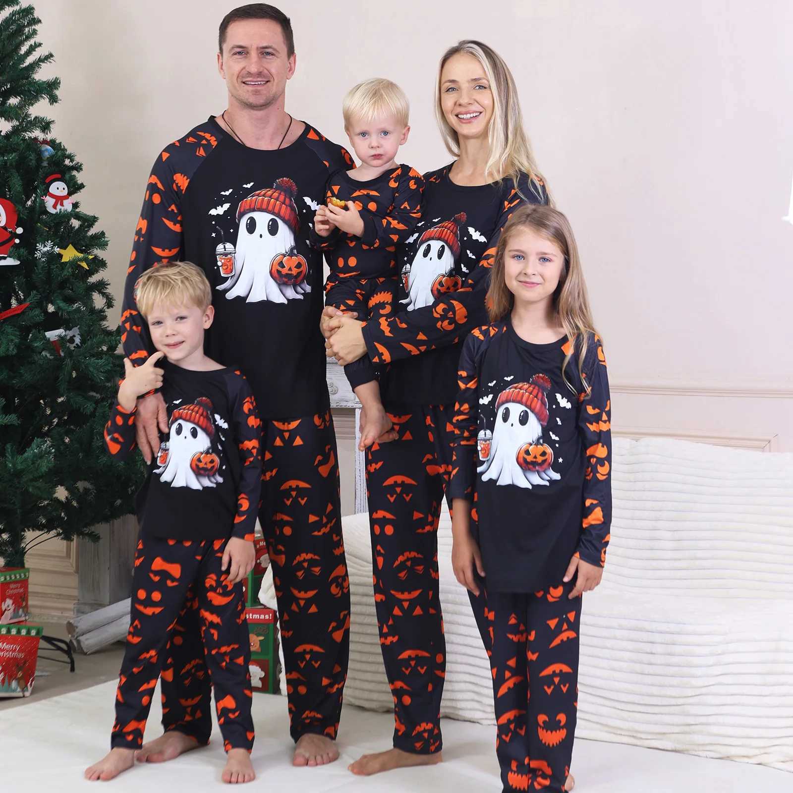 Family Look Halloween Party Pajamas Set Mom Daughter Dad Son Matching Outfits Cartoon Print Soft Loose 2 Pieces Suit Sleepwear L2510219YVJ