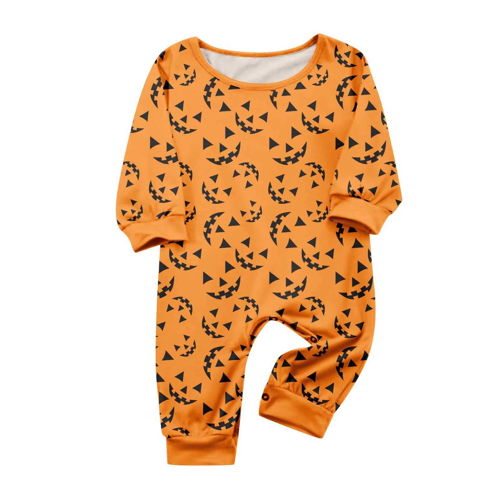Halloween Family Pyjamas Mom Daughter Dad Son Matching Clothes Cute Soft Elk Print Clothing Set Baby Dog Romper Pajama Halloween L2510218ZJG