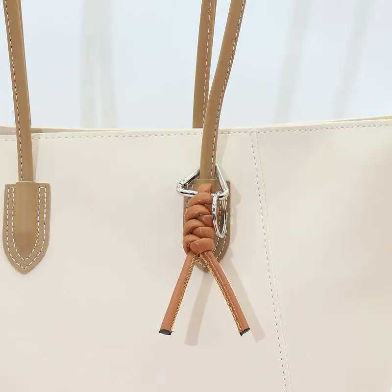 Leather Woven Car Keychain High End Key Holder Automobile Key Pendant Luxury Key Ring Accessory Bag Hanging Decoration J251121