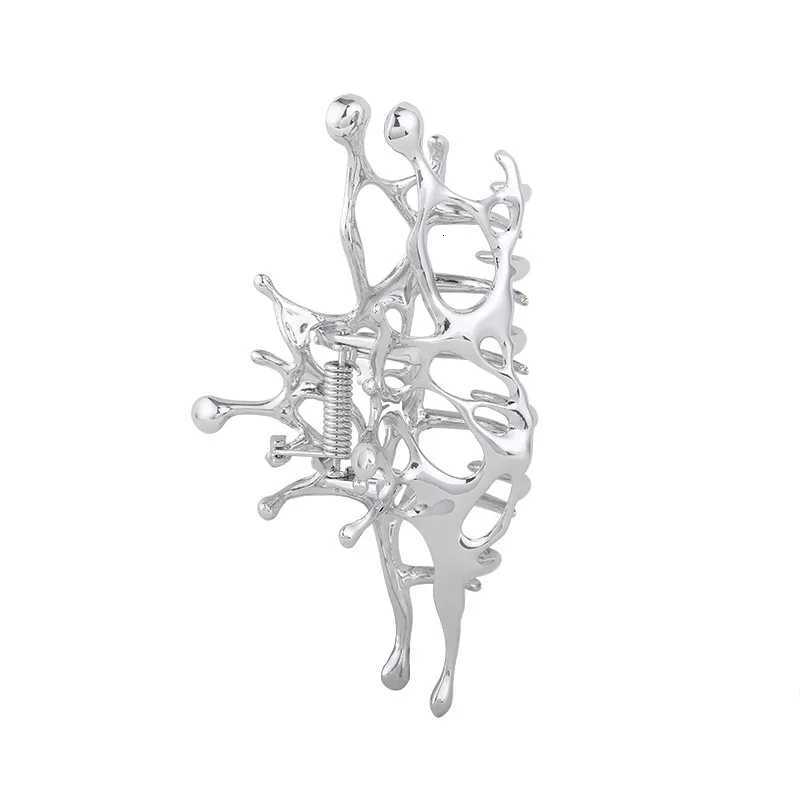 Y2k Geometric Claw Clips Women Large Metal Silver Color Korean Fashion Shark Hair Clips Grab Clamps Girls Hair AccessoriesW254021