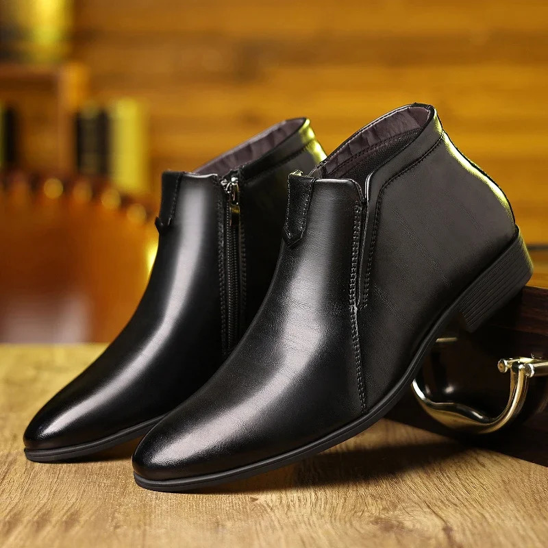 Retro Men Ankle Boots Hightop Men Leather Shoes High Quality NonSlip Motorcycle Boots Fashion Zipper Men Boots Big Size251020