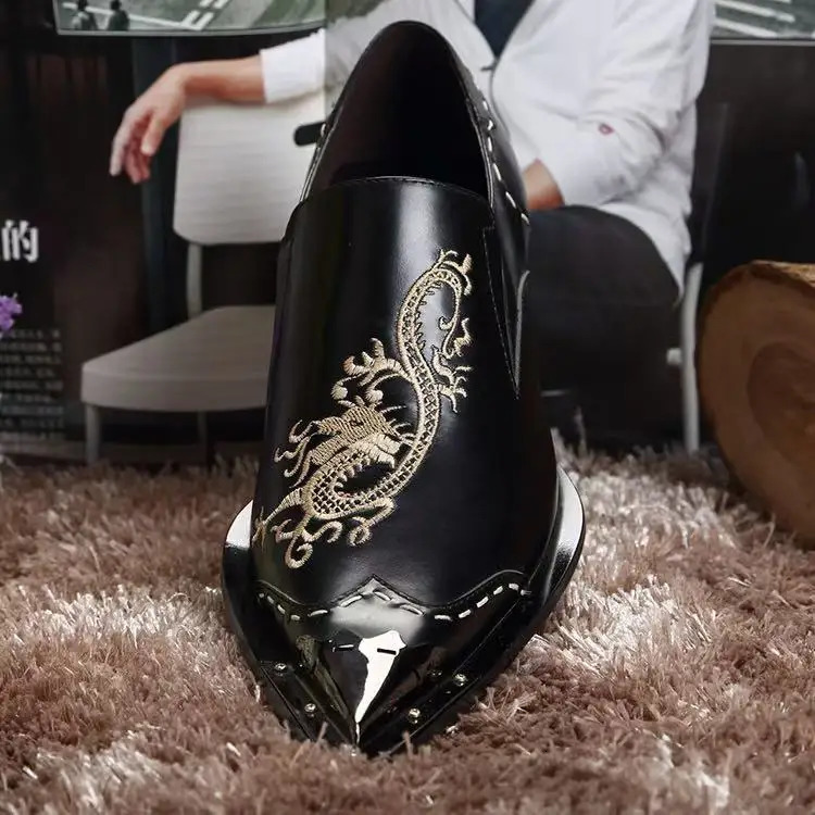 Chinese Style Slip on Embroidery Dress Shoes Elegant Plus Size Pointed Toe Banquet Fashion Cow Leather Man Wedding 251011