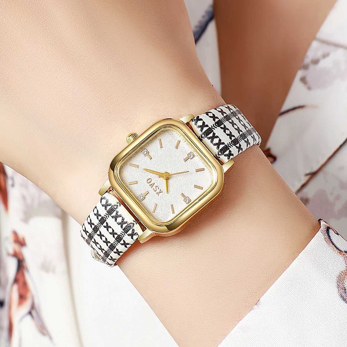 Minimalist and Exclusive Womens Korean Style Student Rectangular Wrist with Vintage Charm Ladies QuartzXJ251021
