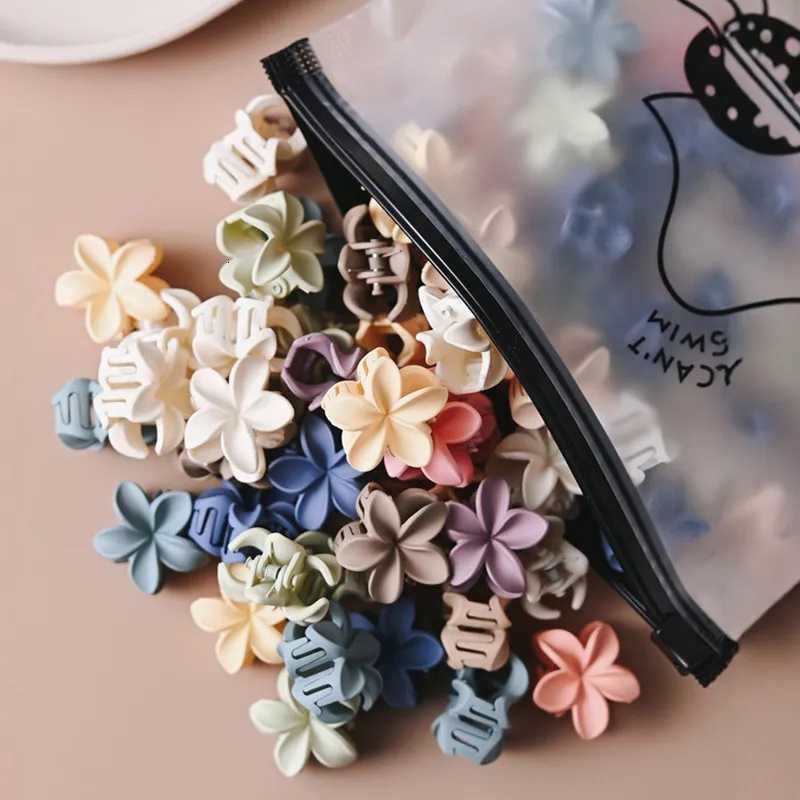 1020pcs Small Hair Claw Clips Sweet Color Mixed Flower Frosted Clips Hairpin Barrette For Women Girl Kids Hair AccessoriesW254021