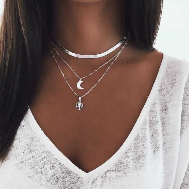 Vintage Multilayer Moon Tree of Life Pendant Necklace for Women Bohemia Stainless Steel Chokers Necklaces JewelryXJ251018