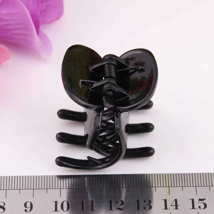 2 Pieces Hair Claw Clips for Thick Hair Plastic Ponytail Holder for Women Hairdressing Salon Tool Crab for Hair Summer HeadwearW254021