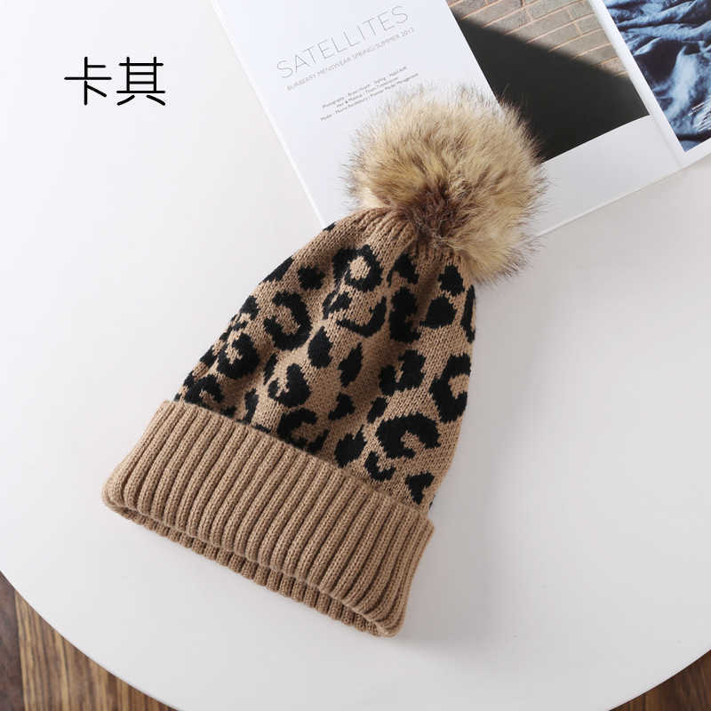 Outdoor Mens Sports Leisure Warm Knitted Hat Autumn and Winter Leopard Print Wool Ball Wool Hat H251020