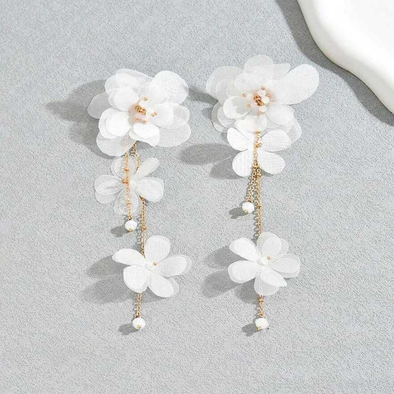 White Fabric Flower Drop Earrings For Women Gold Plating Chain Long Tassel Faceted Acrylic Beads Dangle Earrings Trendy Jewelry J251021