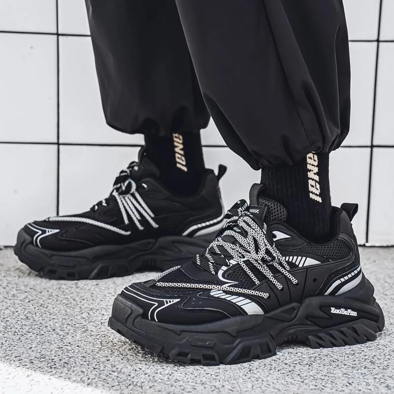 Style Dad Shoes Trendy and Fashionable Low Top Thick Sole Comfortable Sports and Leisure Multifunctional Breathable 251017