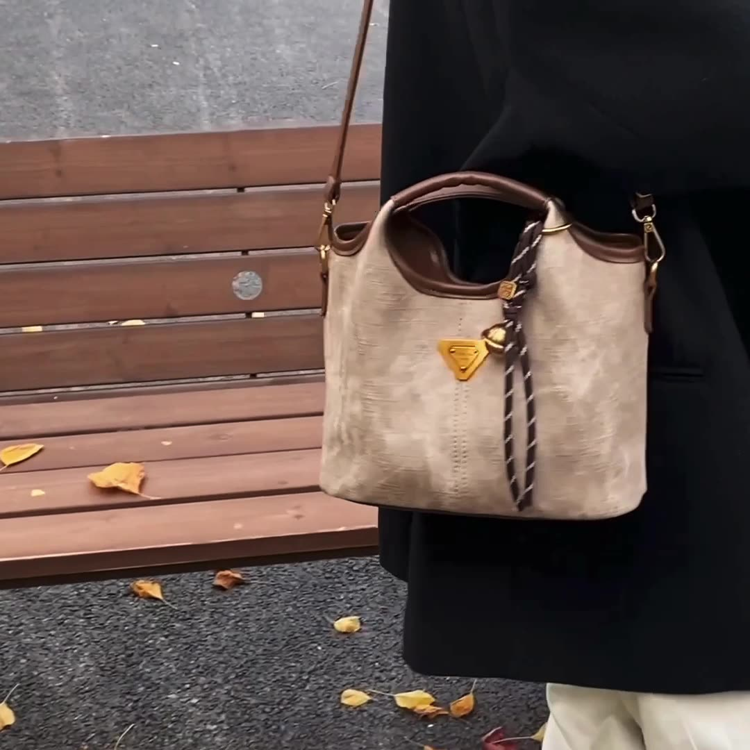 Free Shipping new designer Shoulder tote Bags for womens Fashion Bag Handbag high-capacity messenger fashionable printed woman crossbody bag