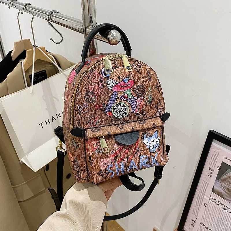 new trendy summer foreign style small backpack graffiti bear backpack small backpack womens bag tide Backpacks womanW251020