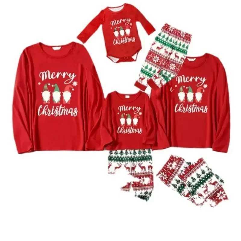 Merry Xmas 2025 Family Matching Pajamas Cartoon Print Adults Kids Christmas Clothing Set Soft Loose Pyjamas Childrens Costumes L251021VRWJ