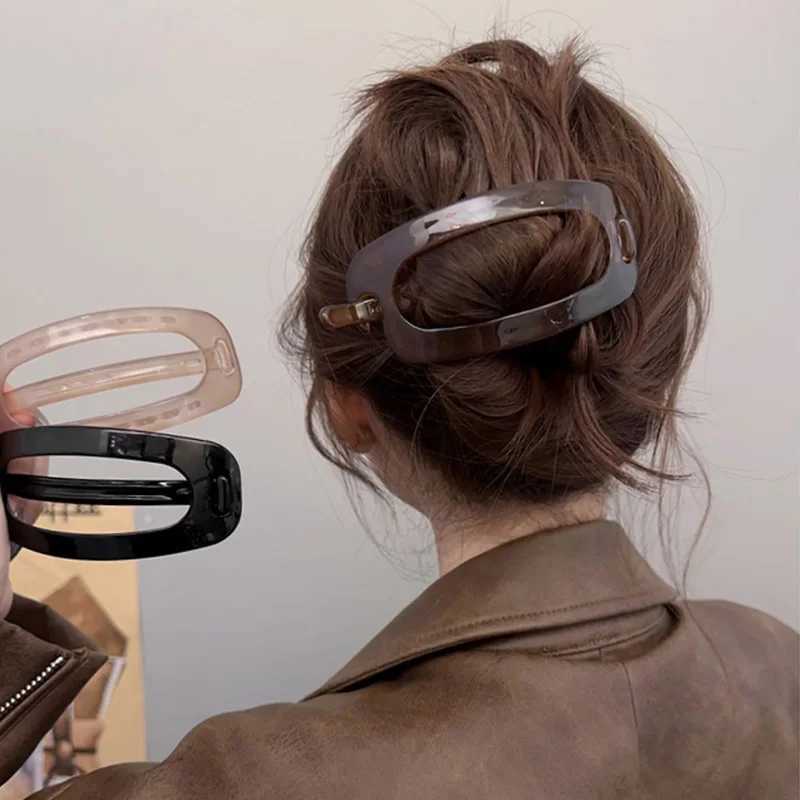 Vintage Solid Hollow Oval Simple Twist Hair Clips For Women Temperament Hair Ornament Headband Hairpin Fashion Hair AccessoriesW254021