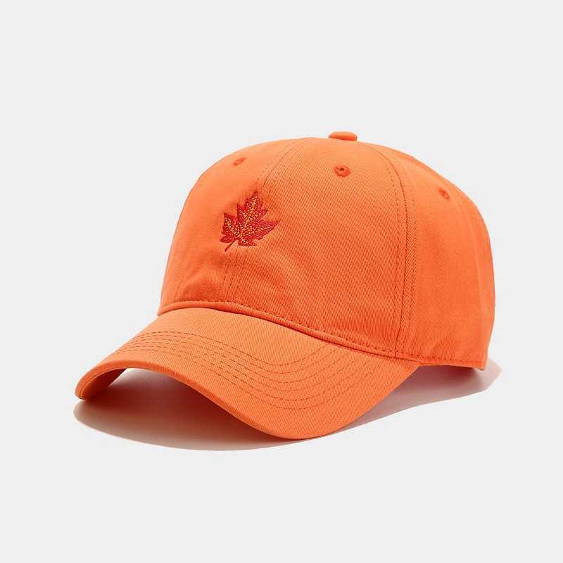 Maple Leaf Embroidered Soft Top Baseball Cap Mens Outdoor Leisure Duck Tongue Cap Womens Small Couple Sun Visor Hat H251020