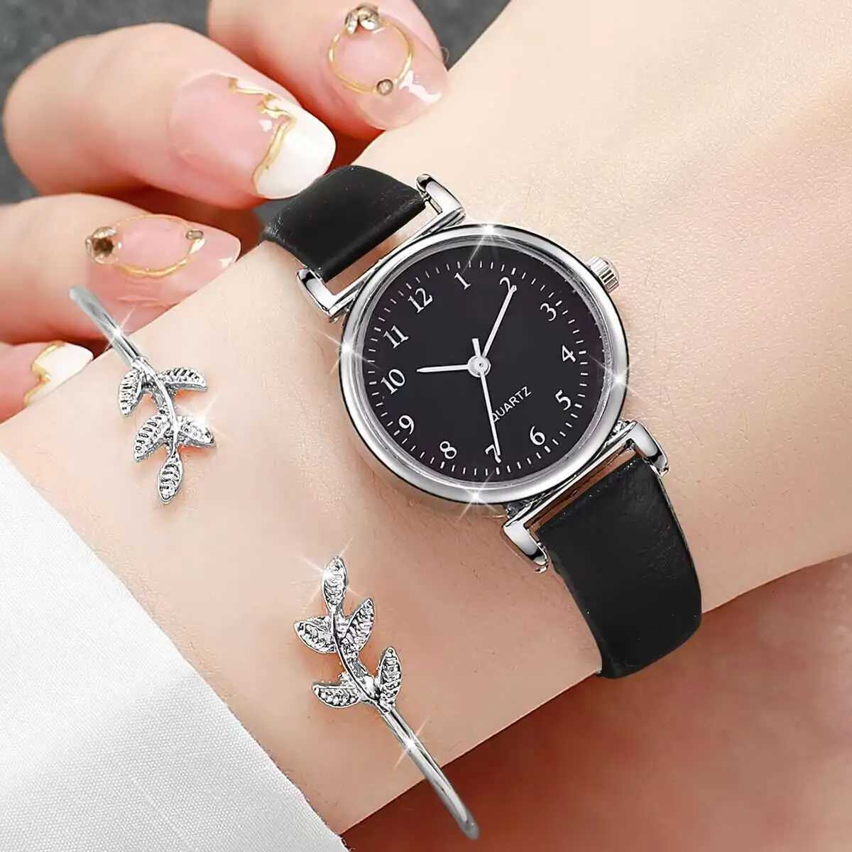 2PCSSet Fashion Womens Small Arabic Dial Leather Str Quartz es Bracelet Set Reloj MujerWithout BoxXJ251021