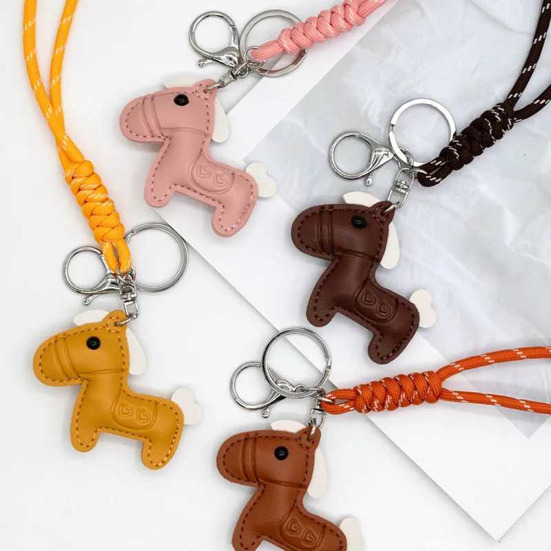 Trendy PU Leather Rocking Horse Keychain Cartoon Pony Animal Pendant Key Ring Charm Women Bag Decoration Accessories W251021
