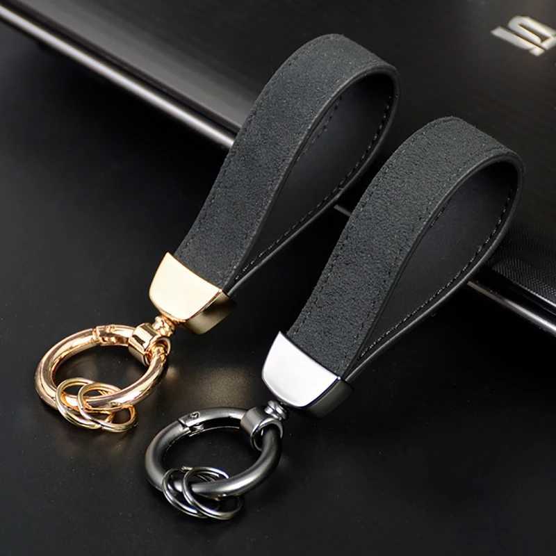 HighGrade Suede Leather Car Key Chain Luxury Key Rings Holder Buckle Alcantara Bag Pendant Charms Best Gift for Christmas Xmas W251021