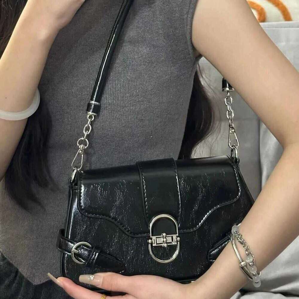 French Style Single Shoulder 2025 Black New Niche Texture Baguette Underarm Versatile Crossbody Bag