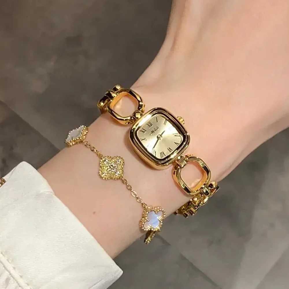 GEDI Womens Fashion Gold Hollow Str Quartz Niche Light Luxury Vintage Casual Square Dial Female Wrist GiftsXJ251021
