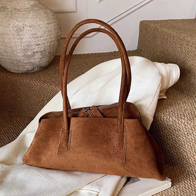 Wens Irregar Suede Shell Handbagbrand Design Large Capacity Frosted Shopping Bagmtilayer Storage Travel Shoder Bag Y251021