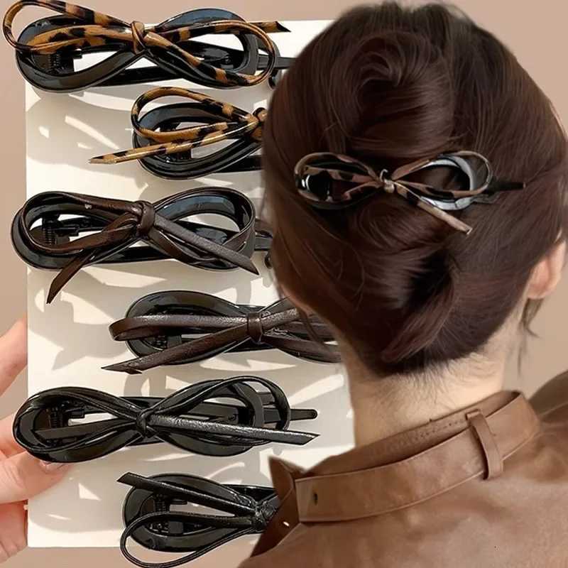 Bow Leather Hair Clips Korean Leopard Twist Clip Sweet Simple Women Plastic Hairpin Vintage Hairgrips Elegant Hair AccessoriesW254021