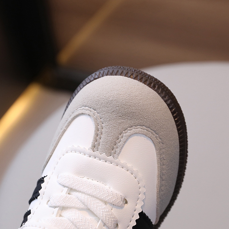 Designer Shoes Children's Sports shoes Spring and Autumn New Boys' soft-soled color-blocked board Shoes Girls' Casual Running Shoes Whi