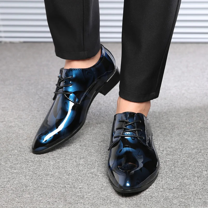Fashionable British Plus Size Mens Shoes Glossy Business Casual LaceUp Shoes 251021